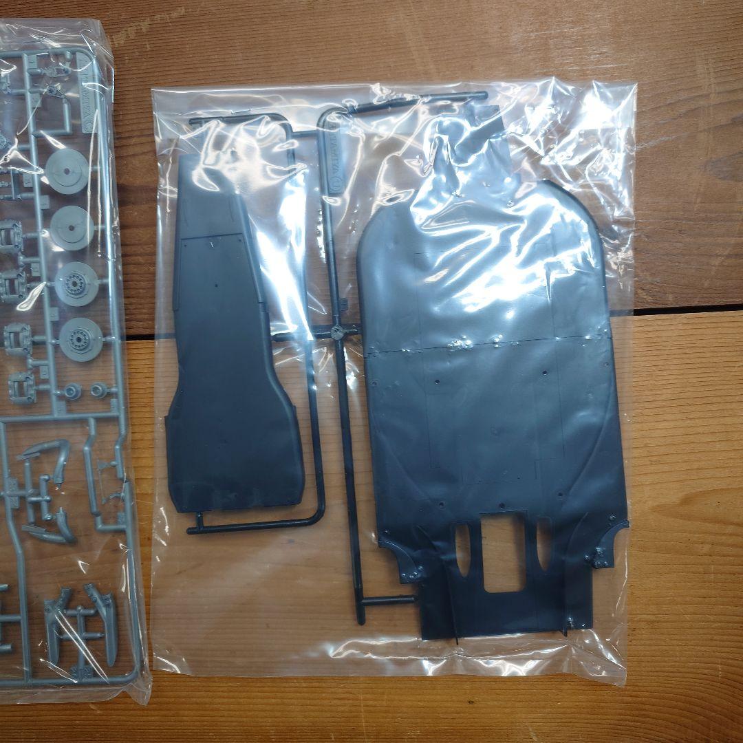 マクラーレンMP4/6Honda 1/12スケール プラモデル