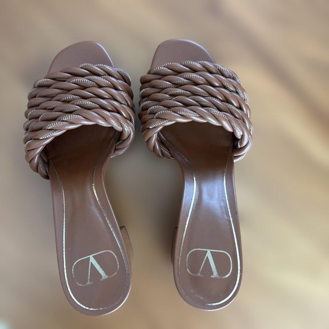 ヴァレンティノミュール36