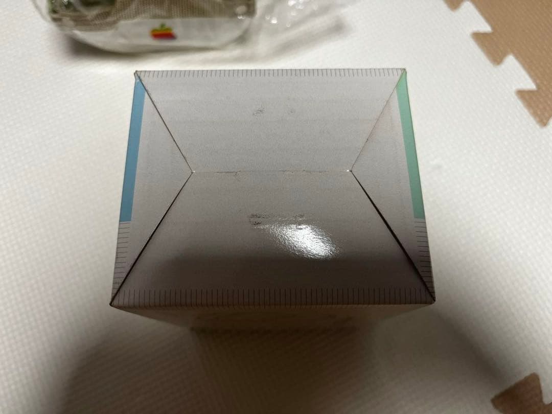 Apple 激レア　非売　レインボーロゴ　お弁当箱　新品未使用