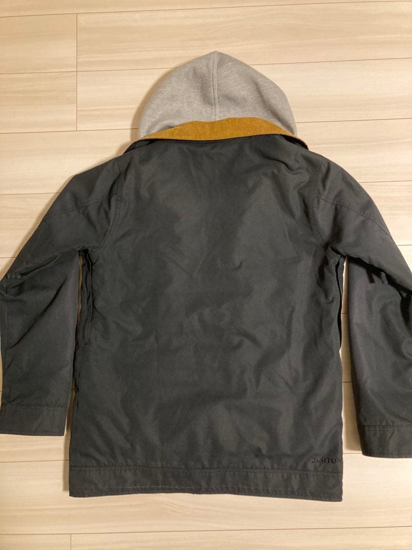 Burton スノーボードウェア　フード付きジャケット