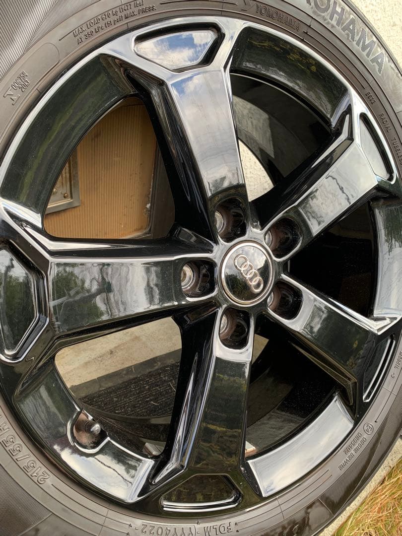 アウディQ2 純正 オプション ホイール17インチ
