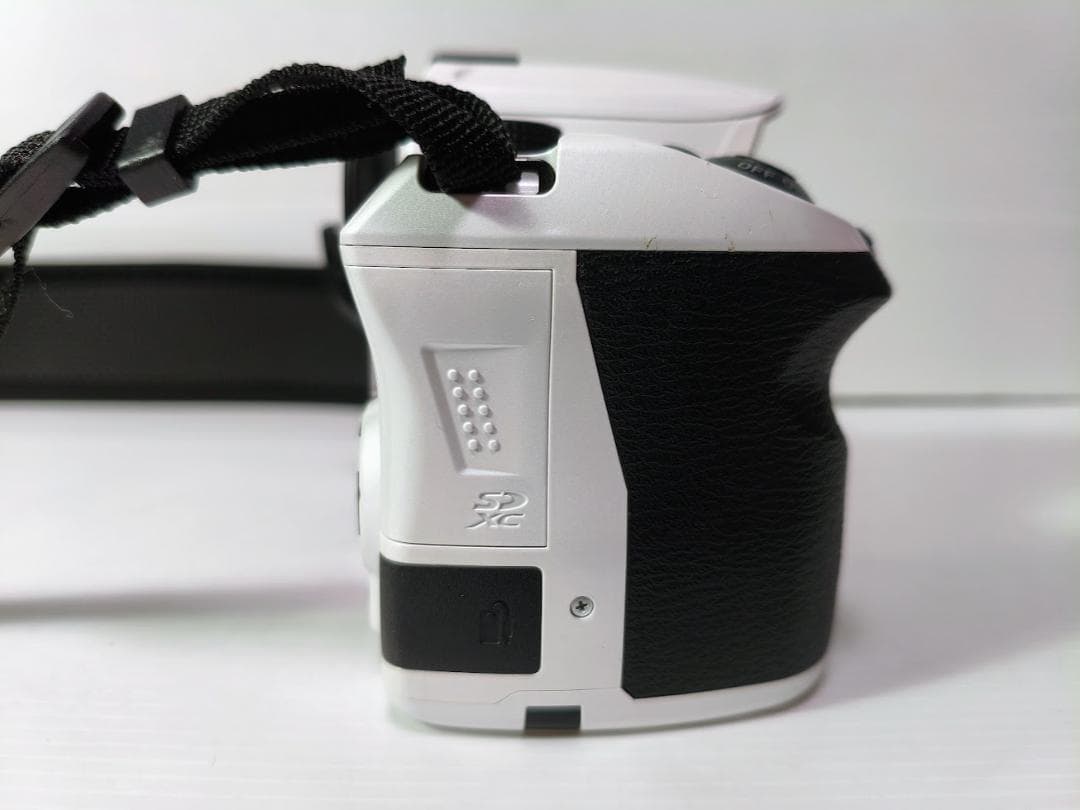 【S】【黒死病対策】【内臓電池交換】PENTAX K-30 ホワイト