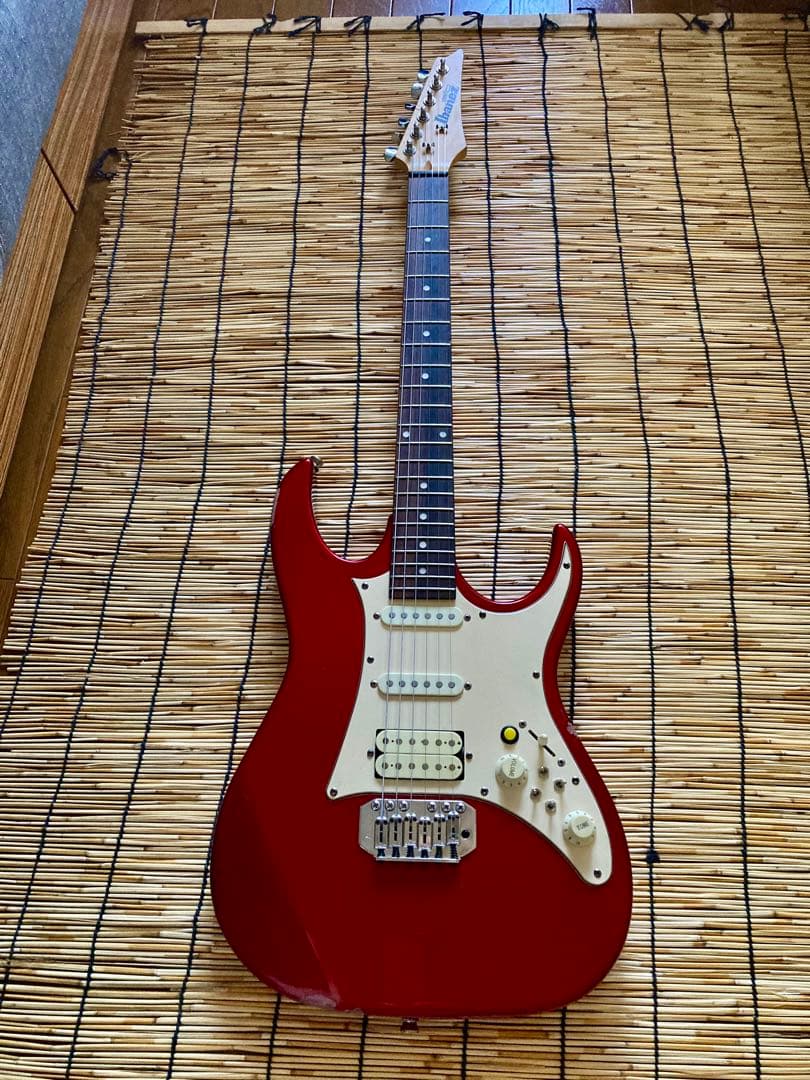 ☆鮮やかなメタリックレッド　新機能満載　Ibanez GIO ST