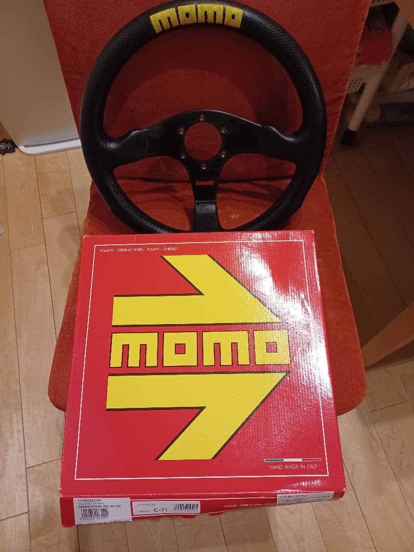 momo モモ コンペティション　ステアリング ハンドル 350mm　正規品