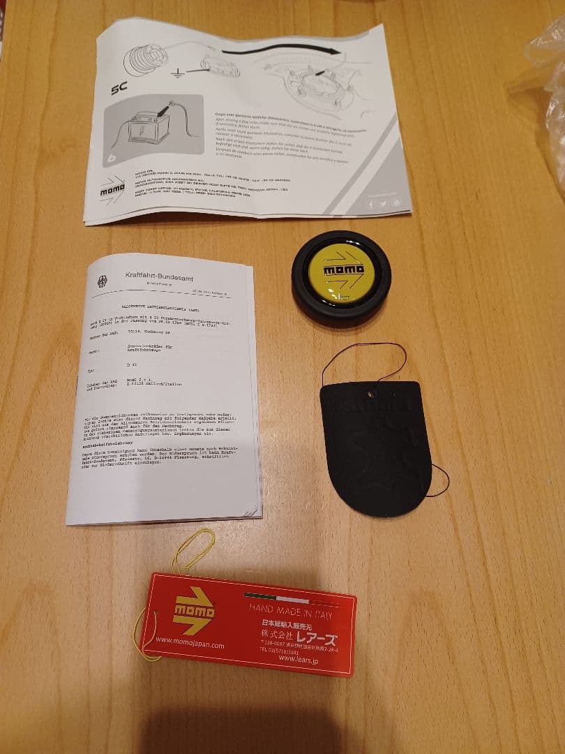 momo モモ コンペティション　ステアリング ハンドル 350mm　正規品