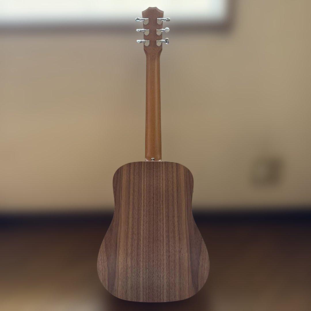 Baby Taylor-e ピックアップ搭載