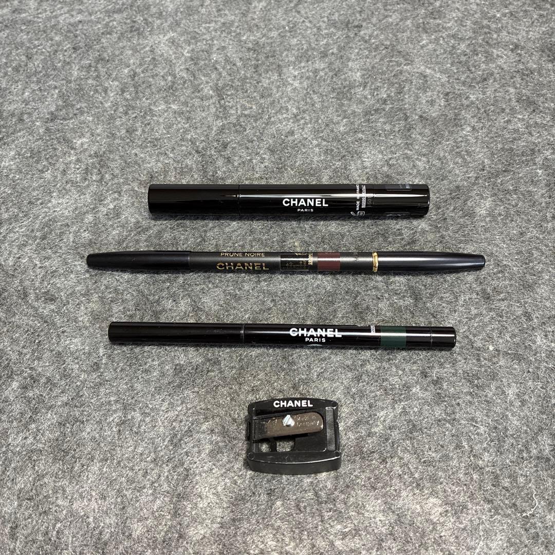 CHANEL アイライナーとリップのセット