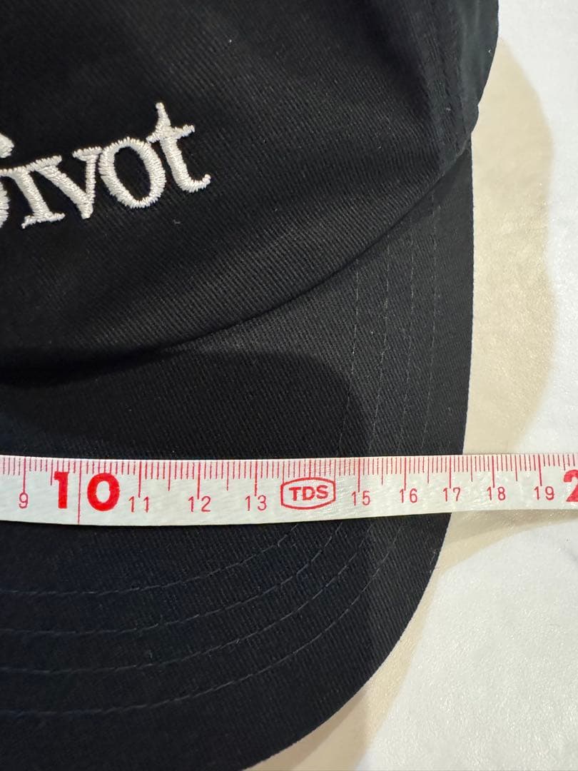 theDivot 刺繍ロゴ キャップ 黒ロンハーマンOVY