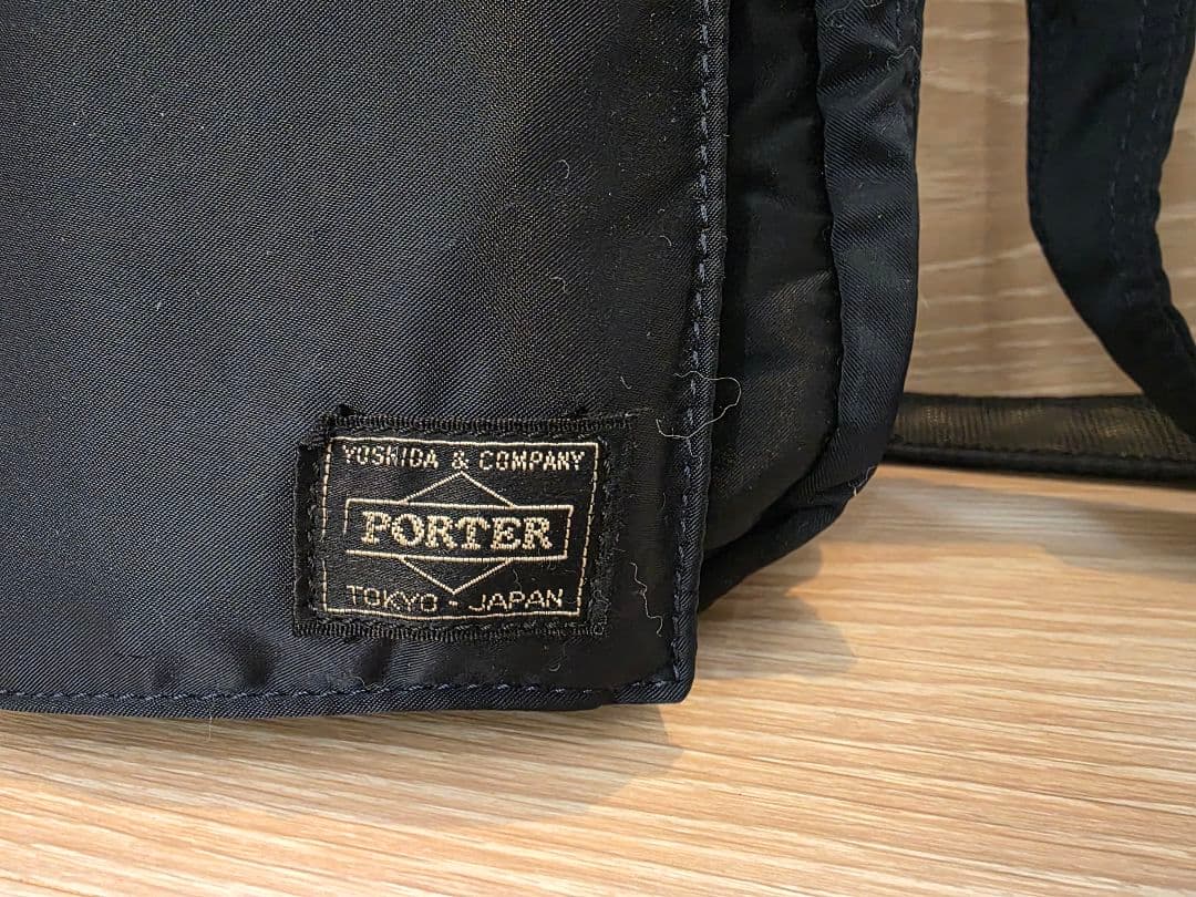 ​【美品】ヘッドポーター タンカー ショルダーバッグ ネイビーLサイズ 2層式