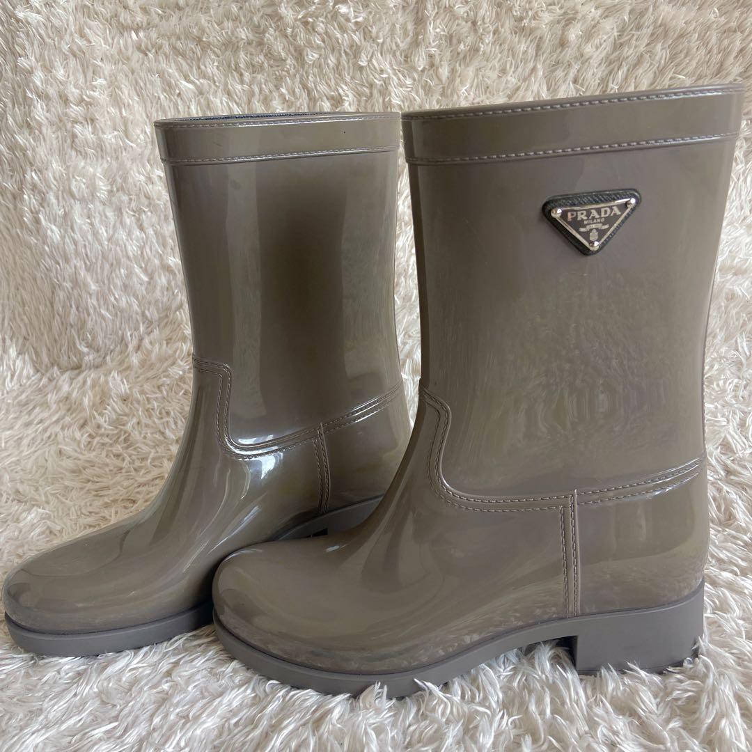 プラダ　レインブーツ　三角ロゴ　グレージュ　36 長靴　ラバー素材