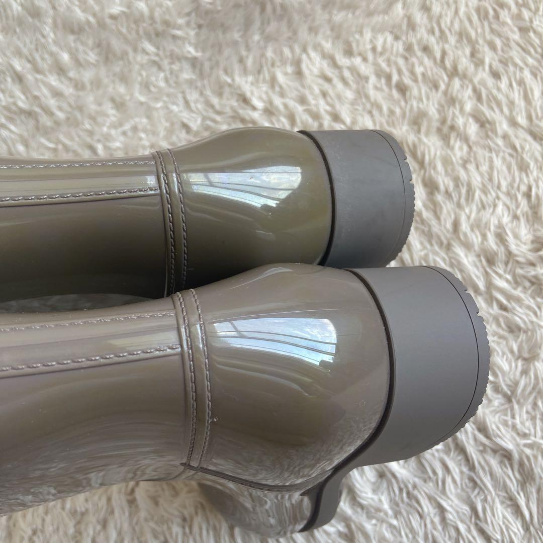 プラダ　レインブーツ　三角ロゴ　グレージュ　36 長靴　ラバー素材