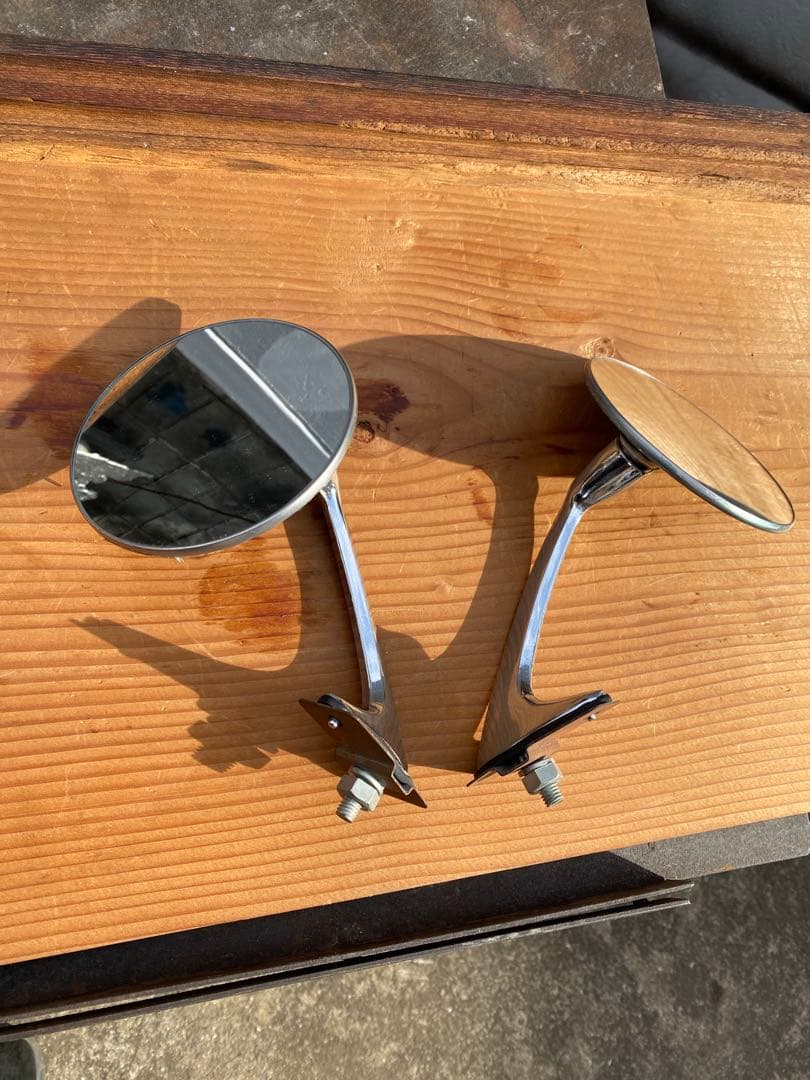 「汎用旧車　丸型ミラー　左右　未使用」