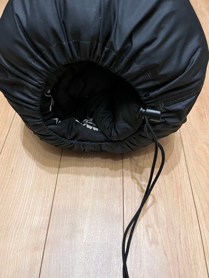 ノースフェイス　シュプリーム　寝袋　Supreme バンダナ柄　ブラック