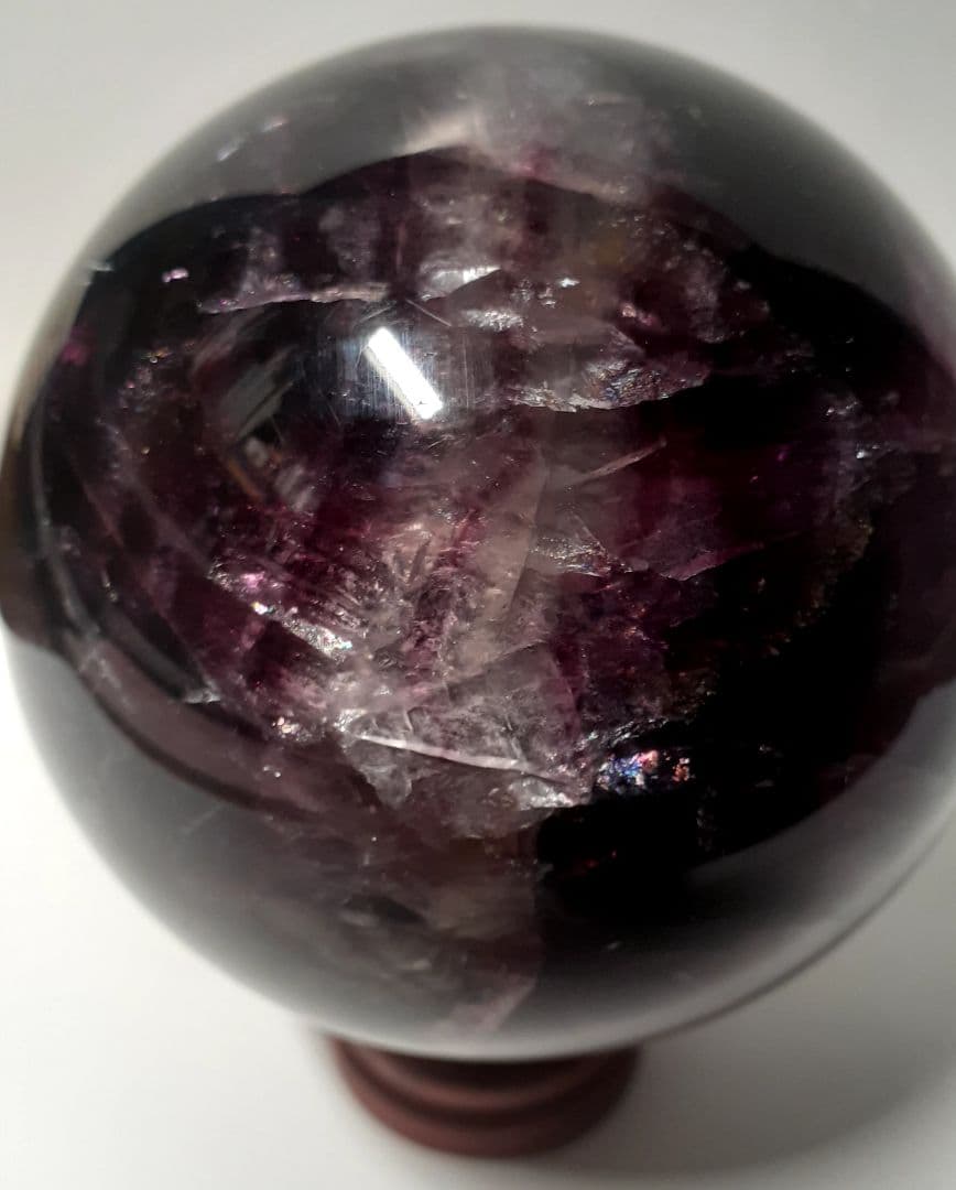 お値下げ！　紫色天然石　丸玉　直径8.7cm　重量1150g