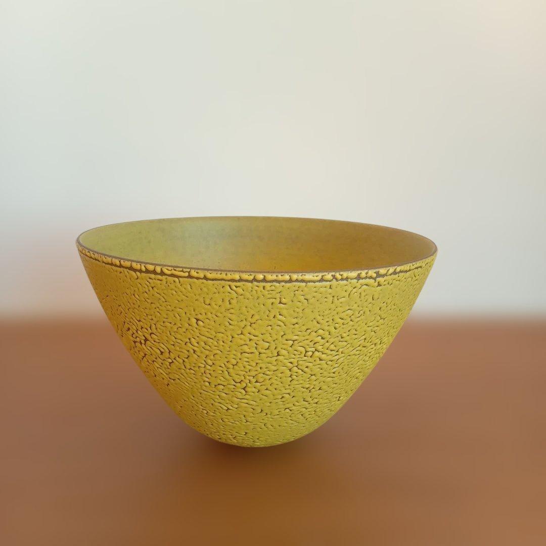 現代陶芸家　Tung Chiang　陶器