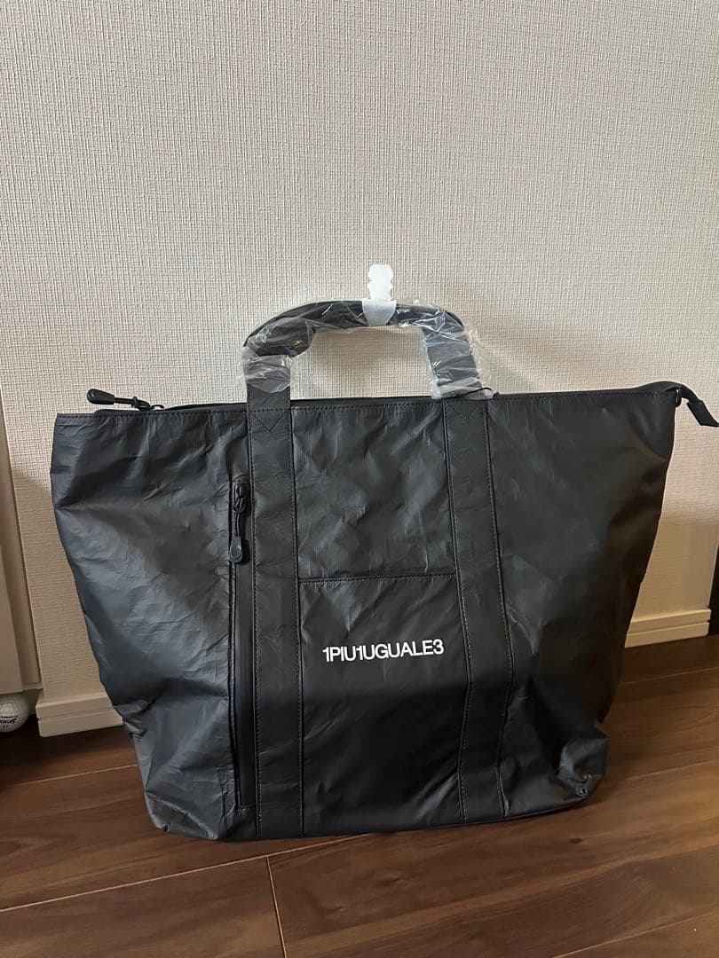 値下げしました！【新品】1PIU1UGUALE3 ブラック トートバッグ