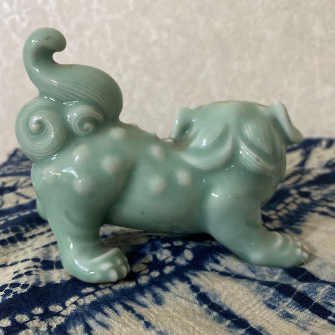真葛香山　青磁獅子置物