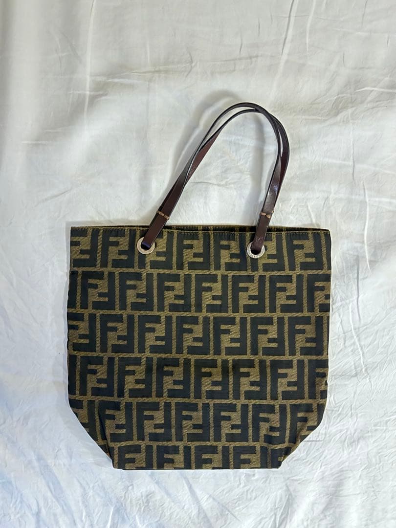 Fendi（フェンディ） FFロゴ　バッグ