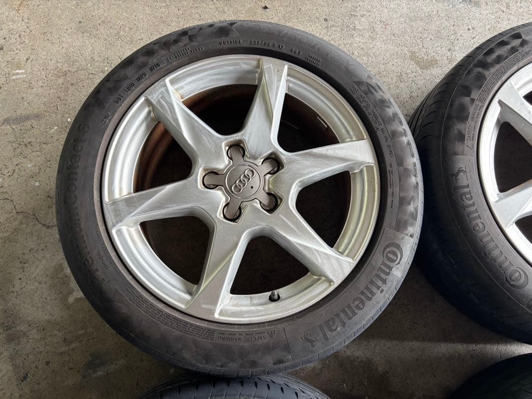 Audi 17インチ ホイールセット Continental