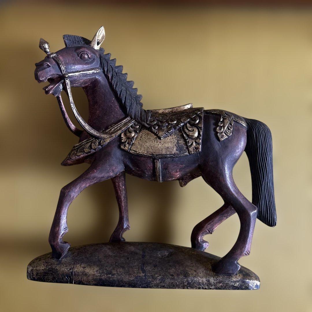 馬の彫刻 アンティーク　置物　オブジェ