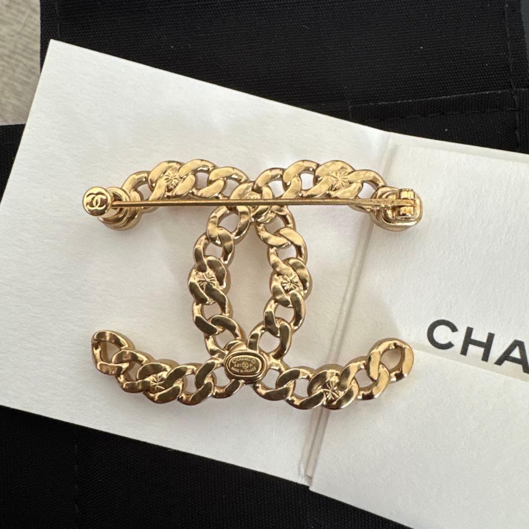 CHANELシャネル21p CCマーク ブローチ 新品未使用