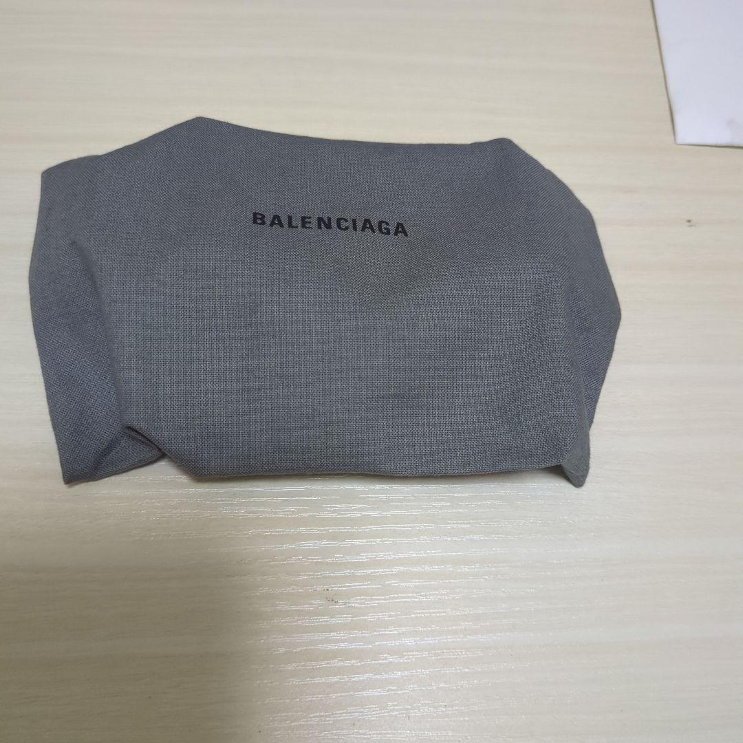 BALENCIAGA ブラックレザー名刺入れ　箱付き