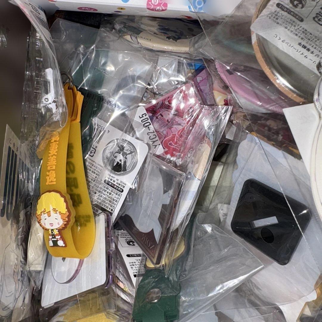 アニメ ゲームグッズ100点以上まとめ売り