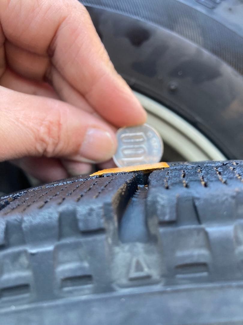 18年製 145/80R13 ブリヂストン ブリザック VRXスタッドレスタイヤ