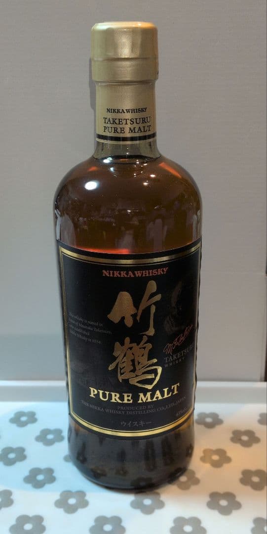 竹鶴 ピュアモルト　黒ラベル ニッカNIKKA 旧ラベル