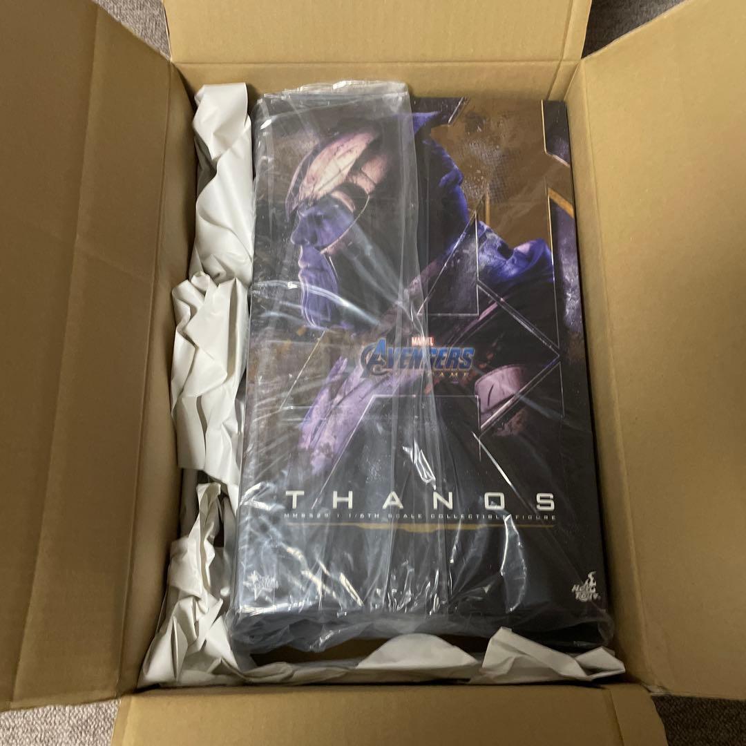 【美品】 アベンジャーズ　エンドゲーム　サノス　ホットトイズ