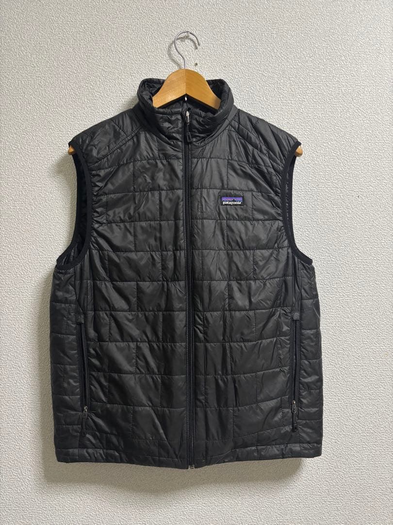 patagonia ブラック ダウンベスト