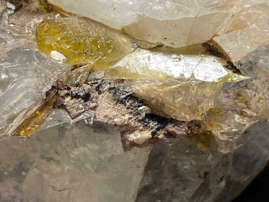 シェレマン山脈 　水晶　448g