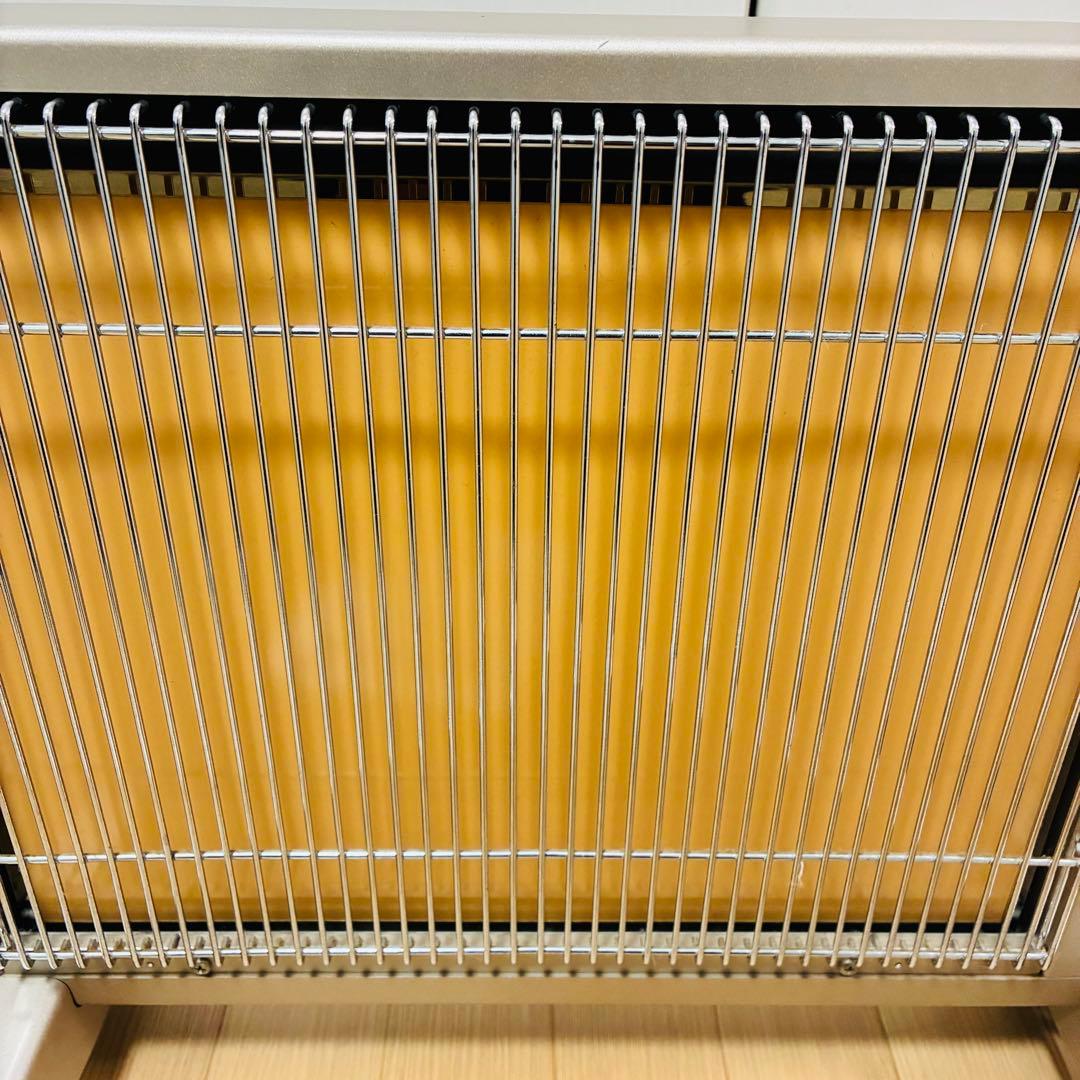 サンルミエ　Sunlumie 遠赤外線暖房器　E800LS キュート