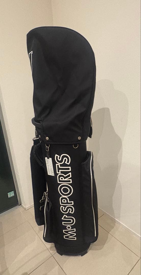 m*a様 M・U SPORTS ミエコウエサコ軽量ブラックキャディバッグ