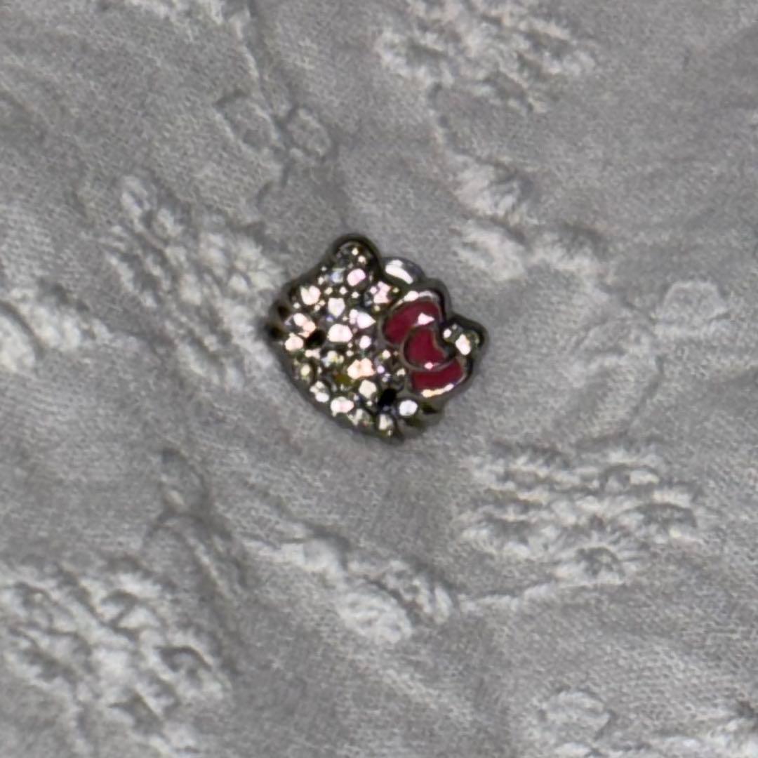 Swarovski キティ ピアス