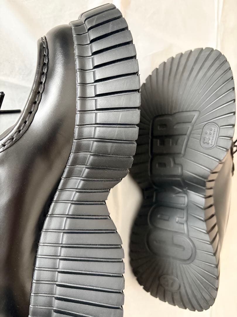 カンペールCAMPER BCN チロリアン ローファー黒37