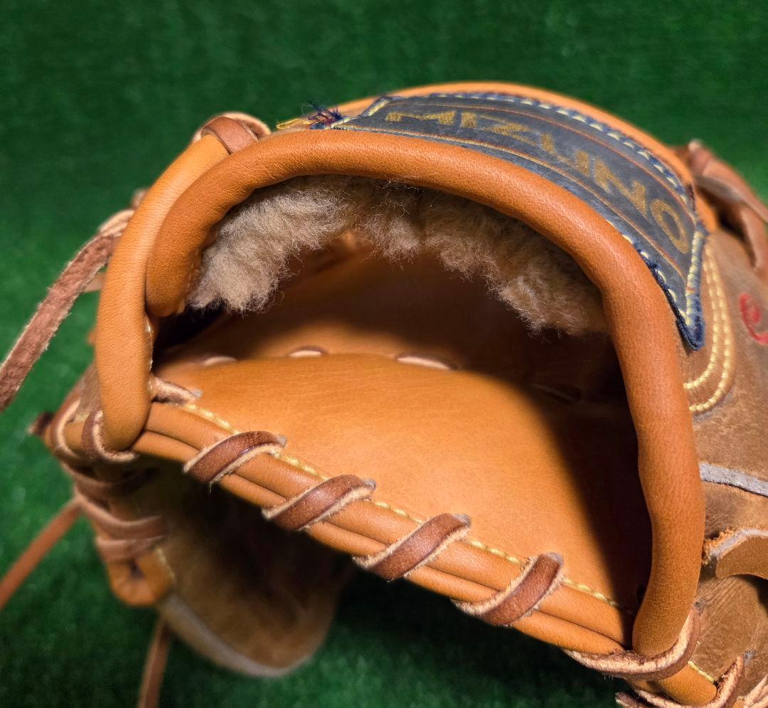 MIZUNO World Win グローブ Carp 高橋慶彦刺繍入り