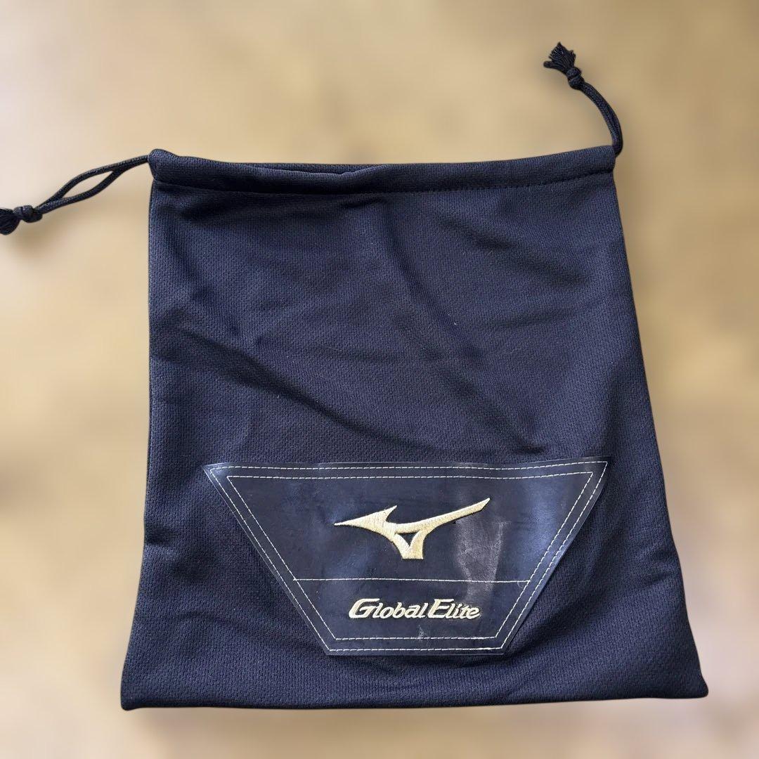 新品未使用ミズノグロウバルエリート坂本勇人モデル内野手用右利き用野球グローブ