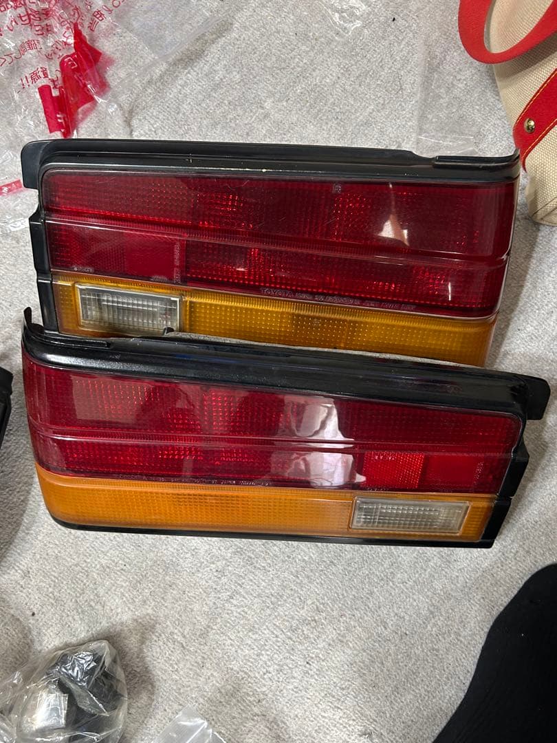 AA63 車両部品セット テールランプ・フィルター・ブレーキパッド他