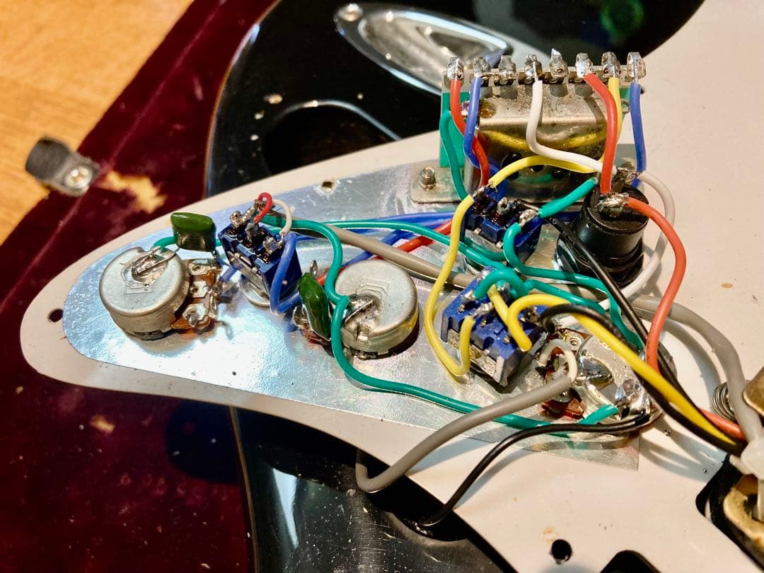 ☆特選　改造を尽くしたBuskers ST SSH