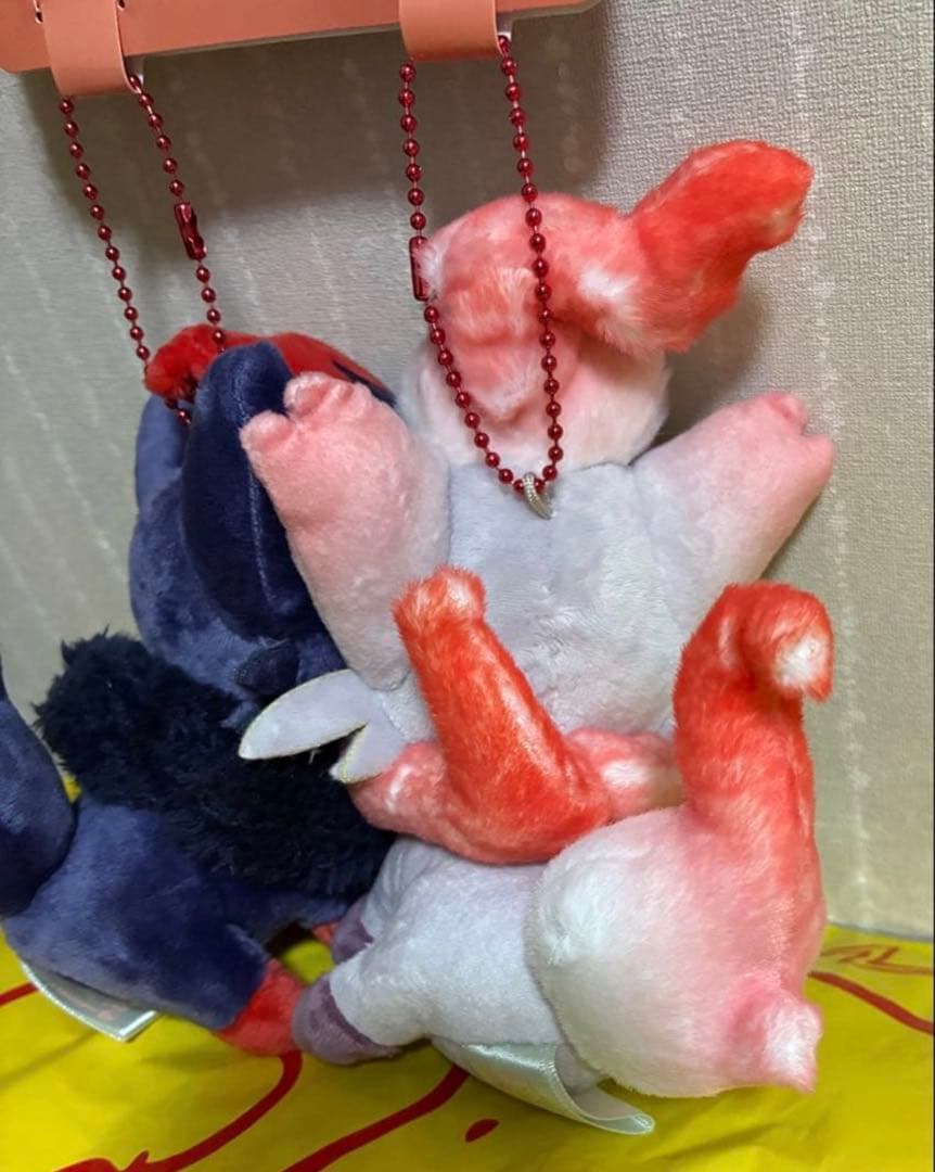 【新品】 磁石でくっつくペアマスコット にたものどうし ゾロア＆ヒスイゾロア