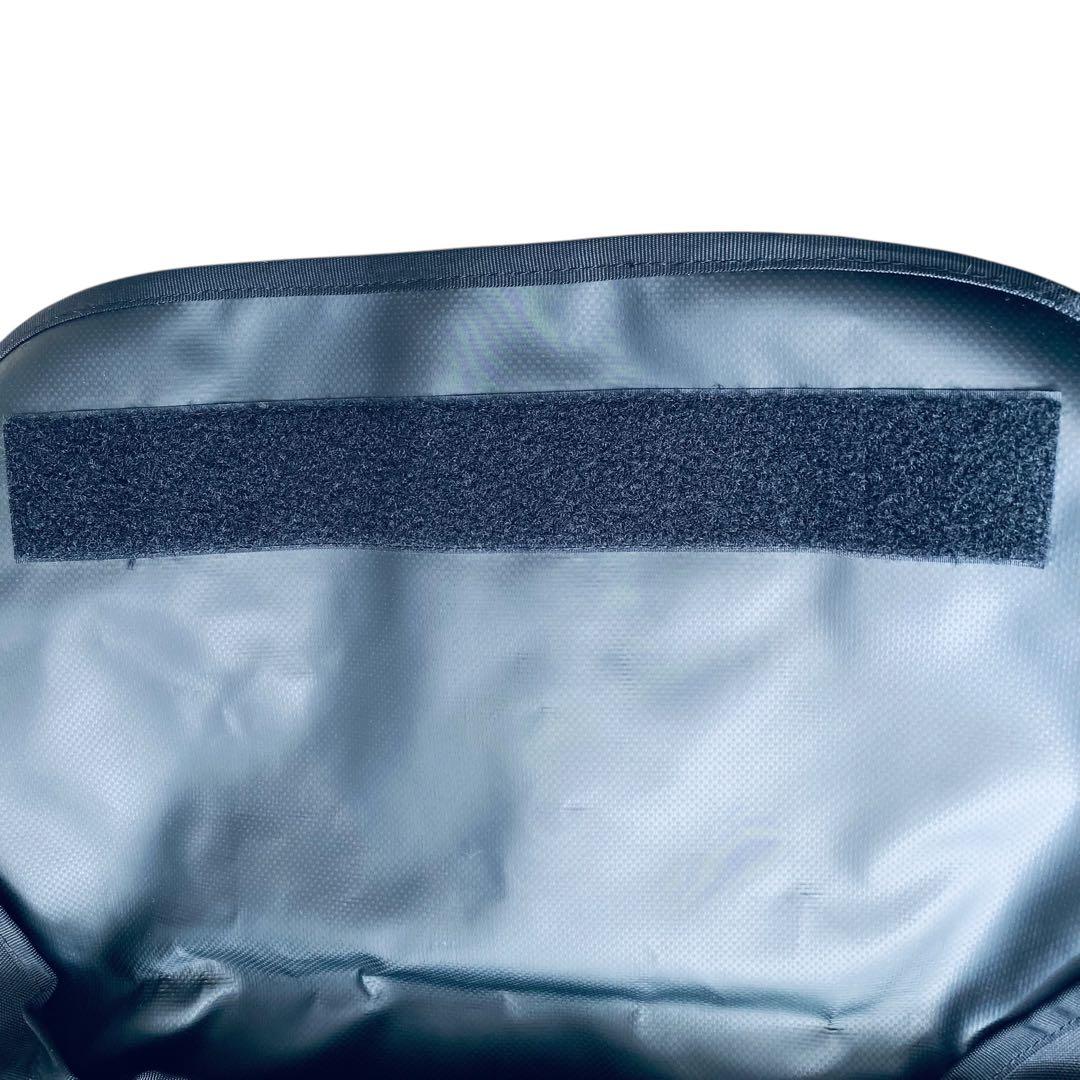 CHROME クローム【極美品】ミニメトロ オールブラック メッセンジャーバッグ