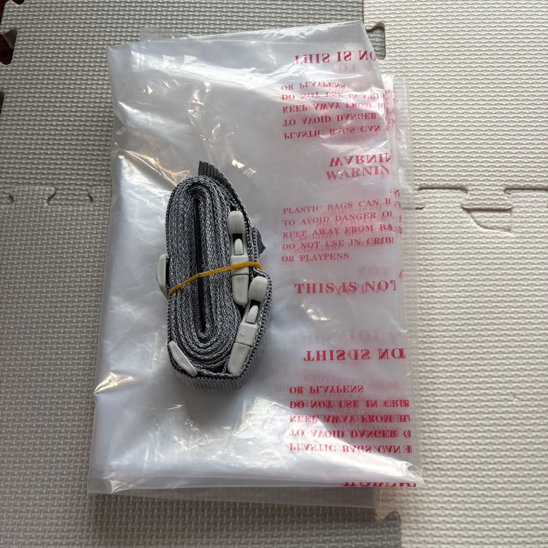 Mozalida折りたたみベビーベッド グレー　メッシュカバー付き