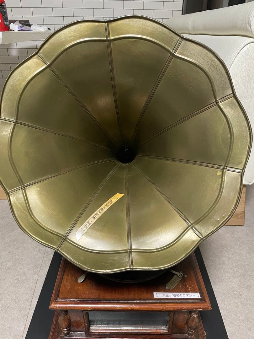 クラシック 木製 蓄音機 金属ホーン