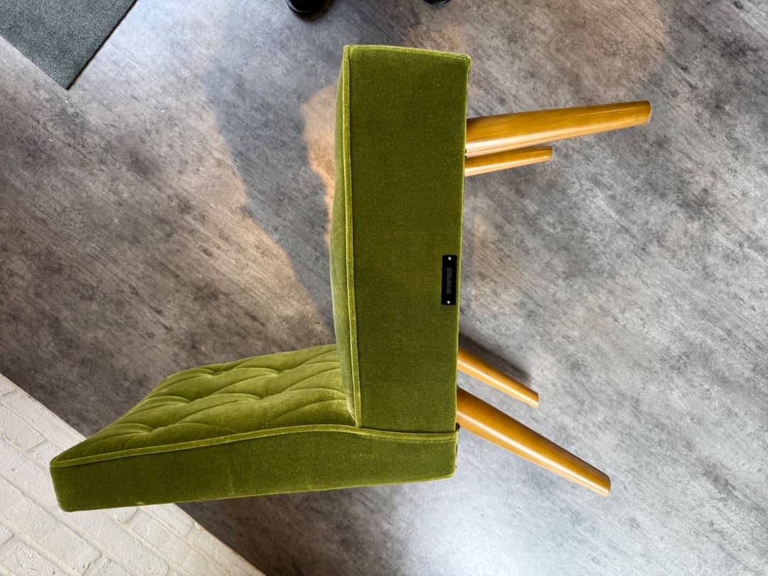 カリモク60 カフェチェア モケットグリーン