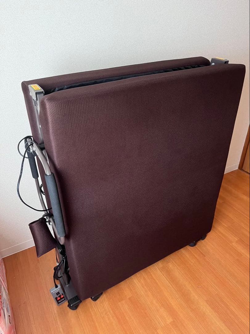 電動折りたたみ式ベッド セミシングル ブラウン