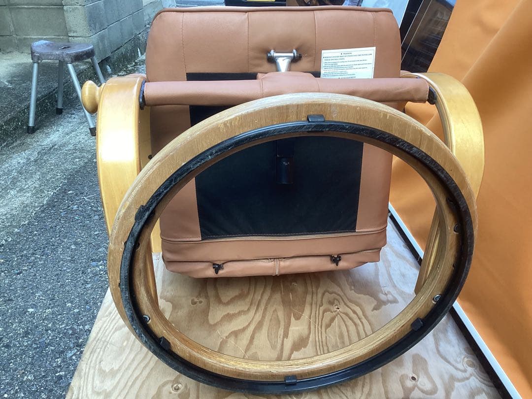 輸入品 高級 革張りリクライニングチェア 360°回転式 中古美品