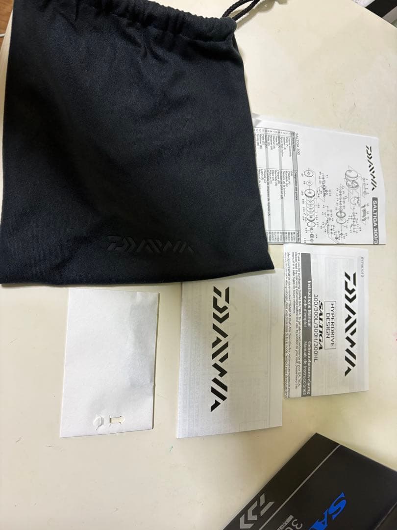 【ほぼ新品】25ソルティガ　300L