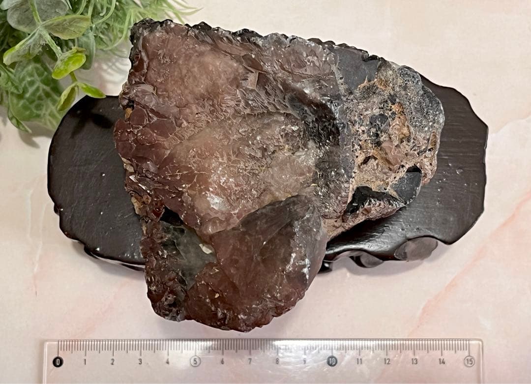 【最強の守護石】観音水晶　モリオン　黒水晶　ラフストーン　台座付き