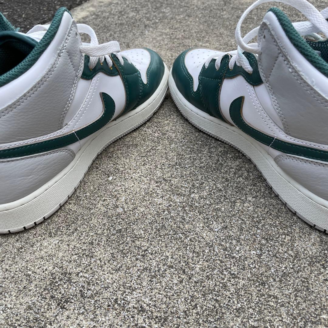 NIKE Air Jordan ミッドカットシューズ ホワイト/グリーン